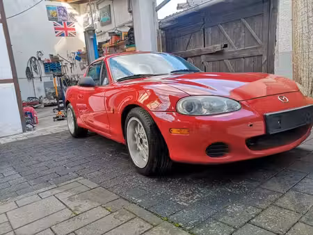 Mazda MX5 1.6 110