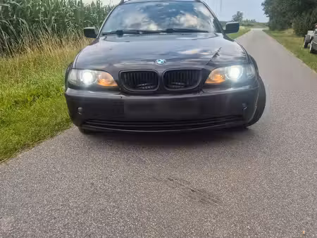 BMW Série 3 320i 2.2 170
