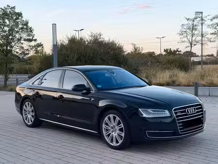 Audi A8 V8 4.2 TDI 385 Exclusive Line quattro