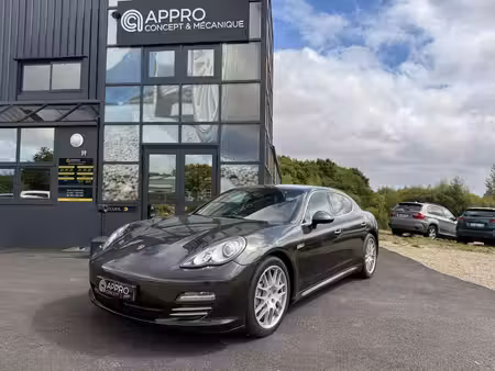 Porsche Panamera 4S V8 4.8 400 4x4