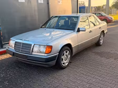 Mercedes-Benz Classe E 200 D 2.0 75