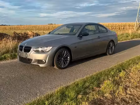 BMW Série 3 325i 218