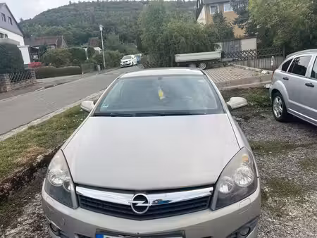 Opel Astra 1.2 95