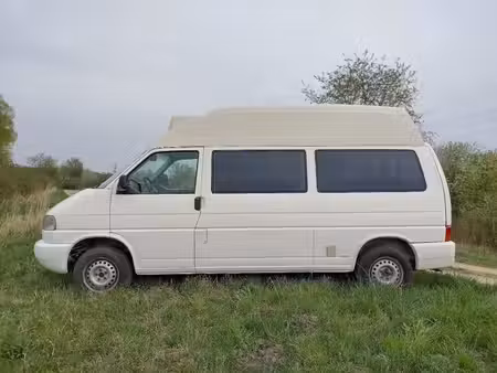 Volkswagen Transporter T4 2.5 TDI 102