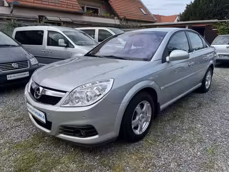 Opel Vectra 1.6 Edition Plus