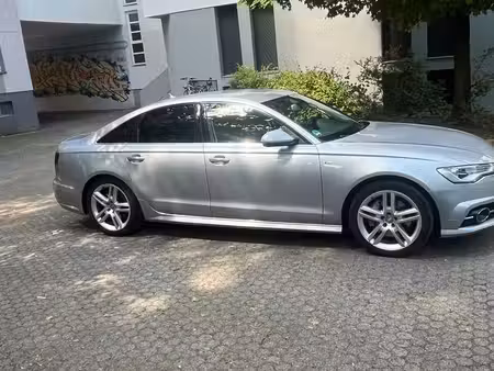 Audi A6 V6 3.0 TDI 218