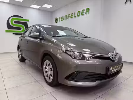 Toyota Auris 1.3 99 Cool