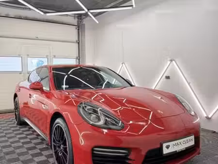 Porsche Panamera GTS V8 4.8 440 4x4