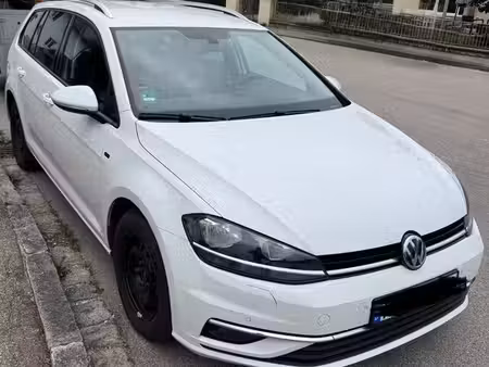 Volkswagen Golf 2.0 TDI 110