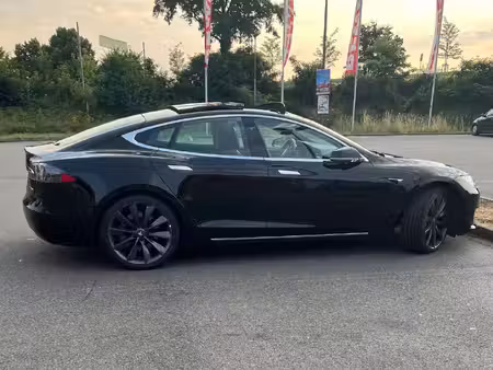 Tesla Model S Performance 598 4x4