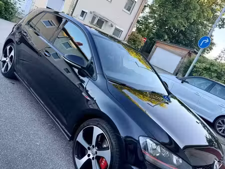 Volkswagen Golf GTI 2.0 TFSI 230 Performance