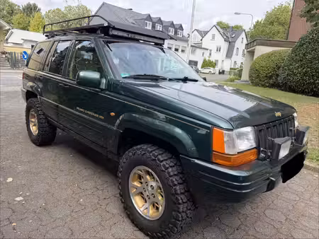 Jeep Grand Cherokee V8 5.2 212 Limited