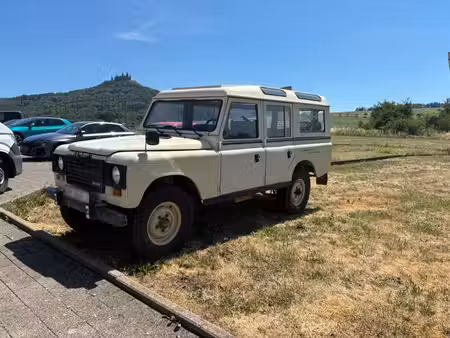 Land Rover Santana