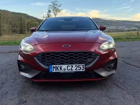 Ford Focus ST 2.3 EcoBoost 280