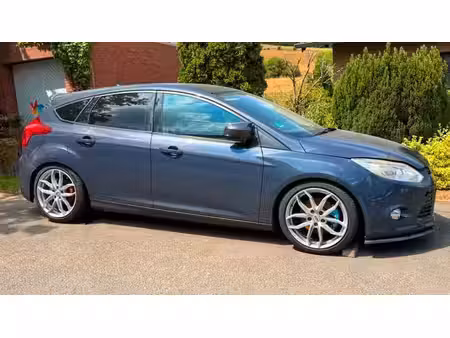 Ford Focus 1.6 182 Titanium