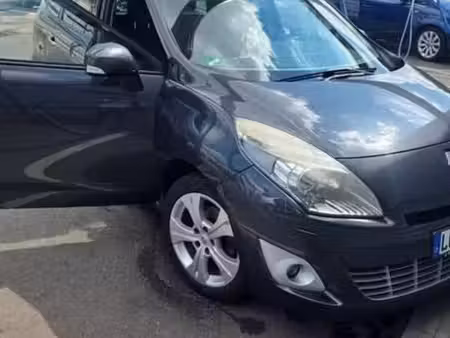 Renault Scénic 1.9 dCi 131 Exception