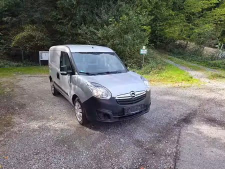 Opel Combo 1.2