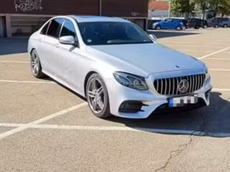 Mercedes-Benz Classe E E 400 2.0 245 AMG Line 4Matic