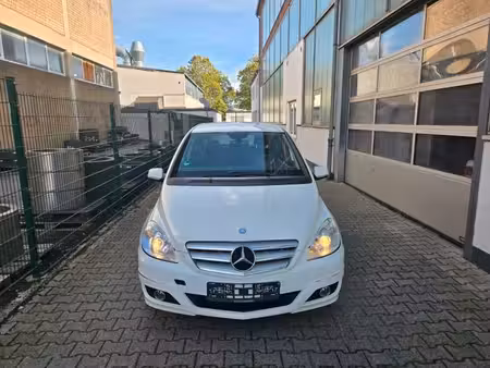 Mercedes-Benz Classe B B 200