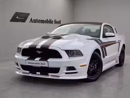 Ford Mustang V6 3.7
