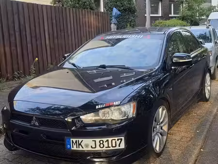 Mitsubishi Lancer 2.0 140 Invite