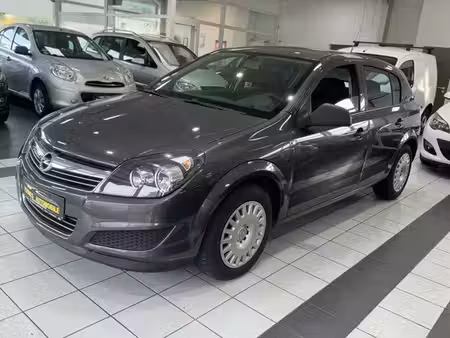 Opel Astra 1.4 90 Selection