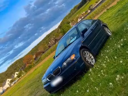 BMW Série 3 318i 105