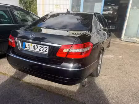 Mercedes-Benz Classe E E 220 2.1 CDI 170