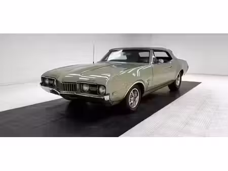 Oldsmobile Cutlass