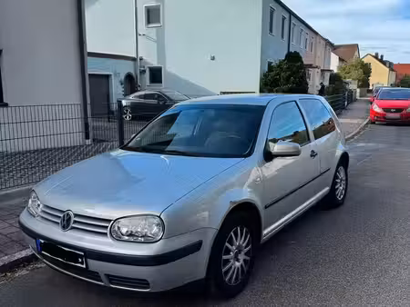 Volkswagen Golf 1.4 75