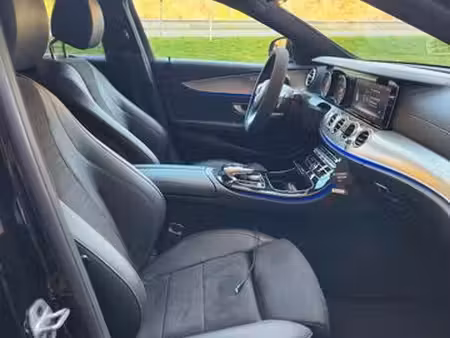 Mercedes-Benz Classe E E 400