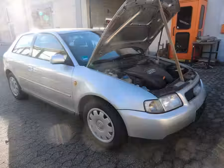 Audi A3 1.6 102
