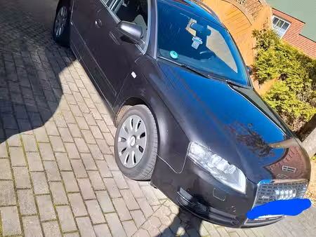 Audi A4 2.0 TDI 140 S line