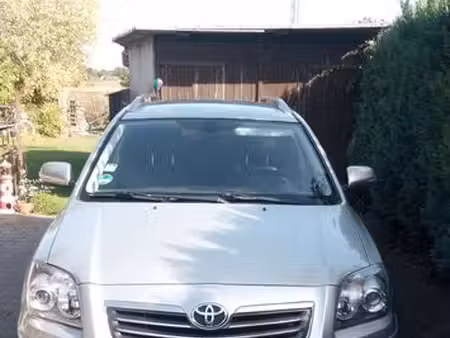 Toyota Avensis 2.2 D-4D 177 Executive