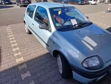 Renault Clio 1.2 58