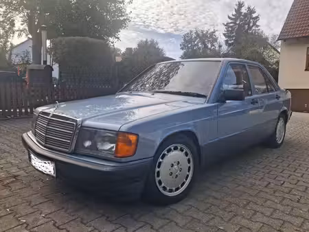 Mercedes-Benz 190 