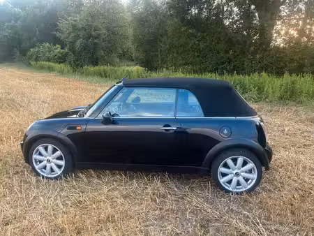 Mini Cabrio Cooper 1.6 115