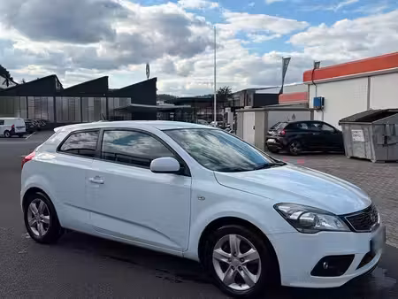 Kia Ceed 1.4 90