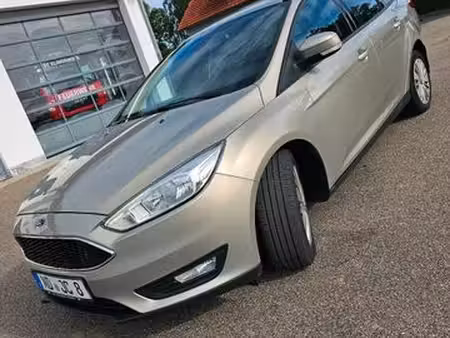 Ford Focus 1.0 125