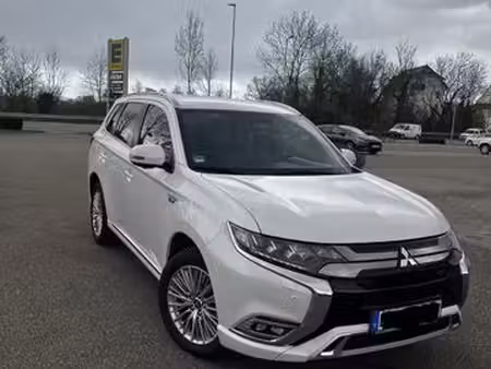 Mitsubishi Outlander PHEV 2.4 135 4x4