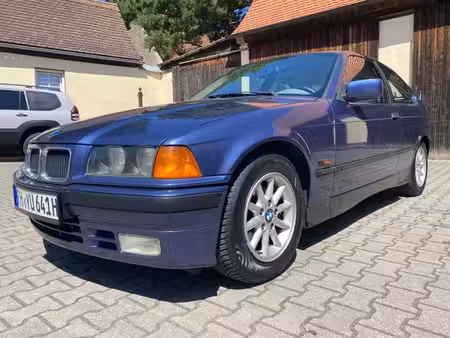 BMW Série 3 361i 1.6 102