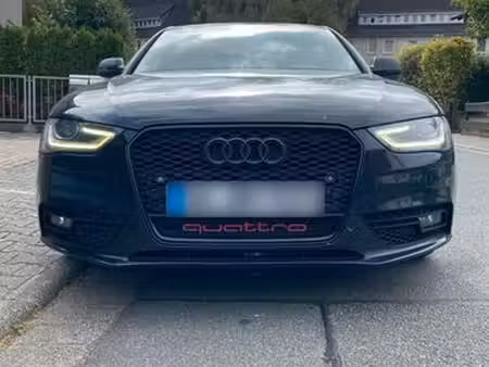 Audi A4 2.0 TDI 150 S line