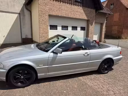 BMW Série 3 323i 2.5 170