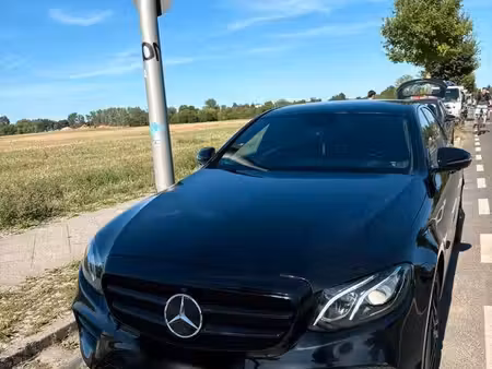Mercedes-Benz Classe E E 300 2.0 211