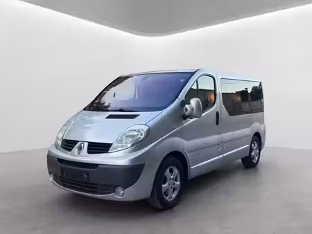 Renault Trafic 2.5 dCi 150