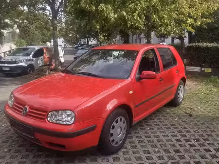 Volkswagen Golf 1.4 75 Confortline