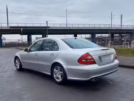 Mercedes-Benz Classe E E 220 2.1 150