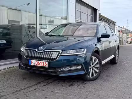 Škoda Superb 1.4 218 Style