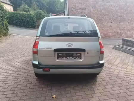 Hyundai Matrix 1.8 103 GLS