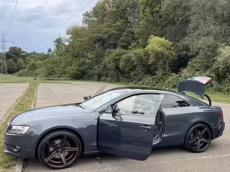 Audi A5 V6 2.7 TDI 190